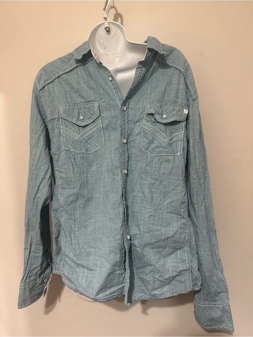 Buckle Black Athletic‑Fit Button‑Down Shirt M – Light Blue Casual Western (flaw)